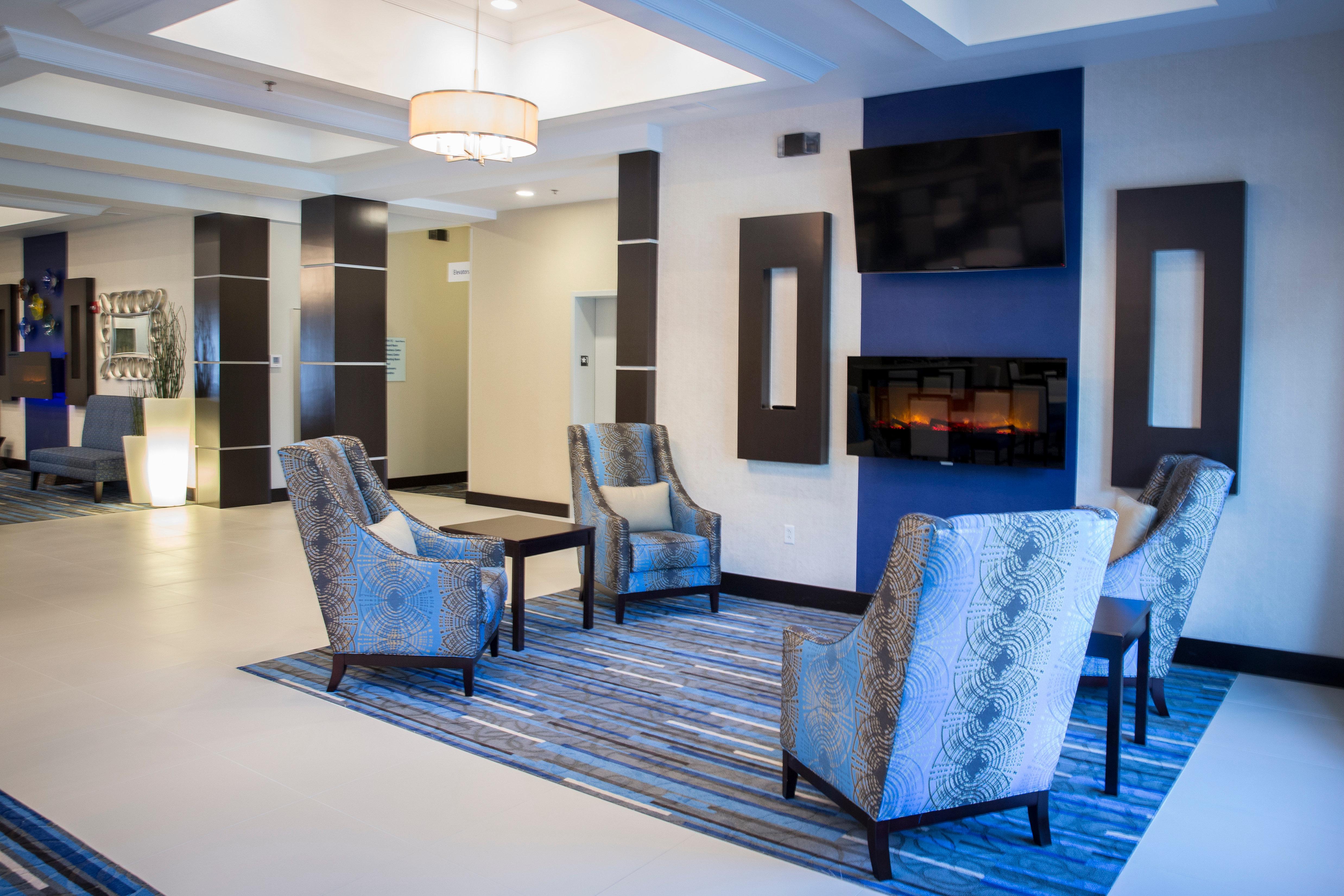 Holiday Inn Express And Suites Edwardsville By Ihg Exterior foto