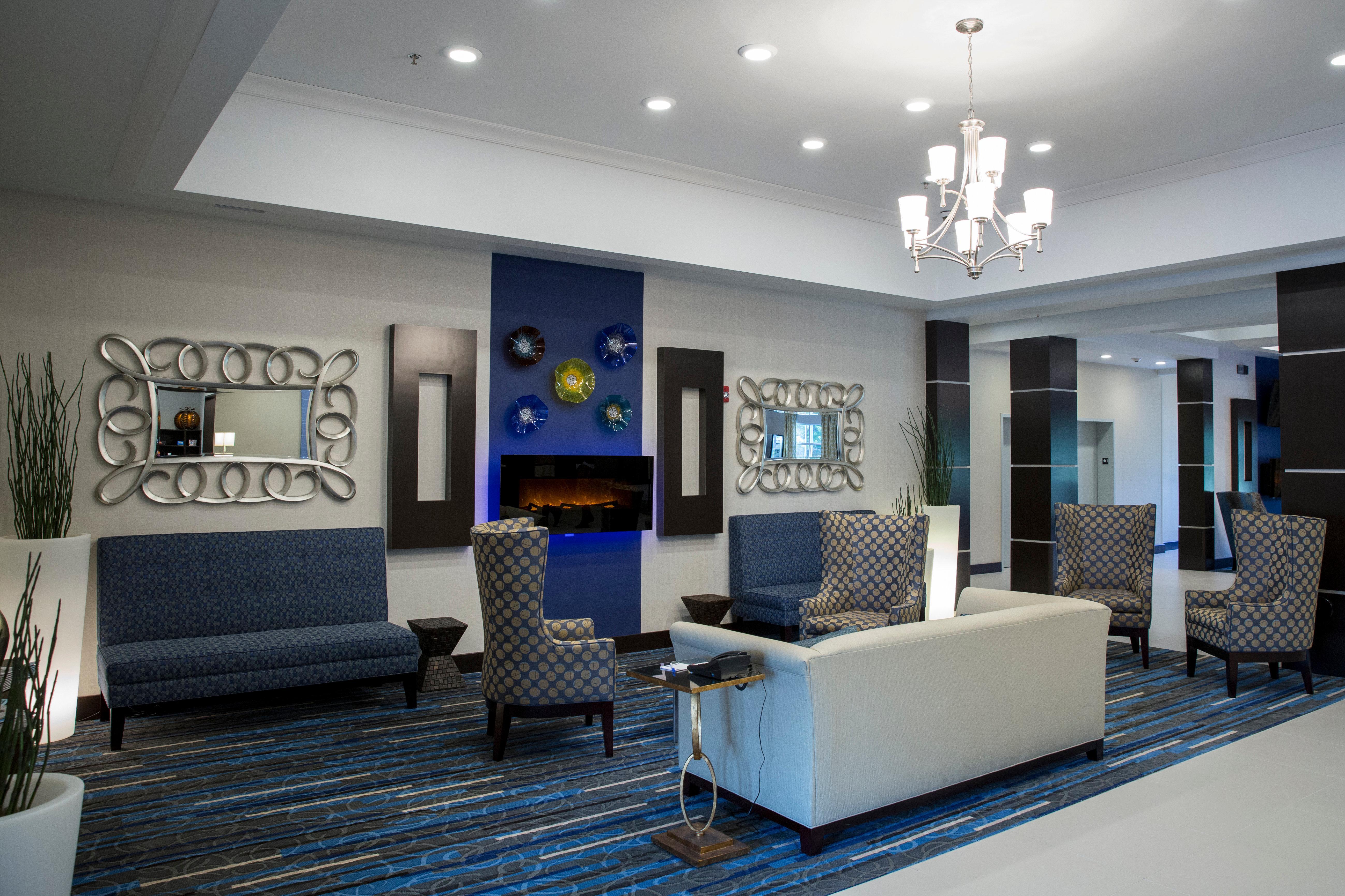 Holiday Inn Express And Suites Edwardsville By Ihg Exterior foto