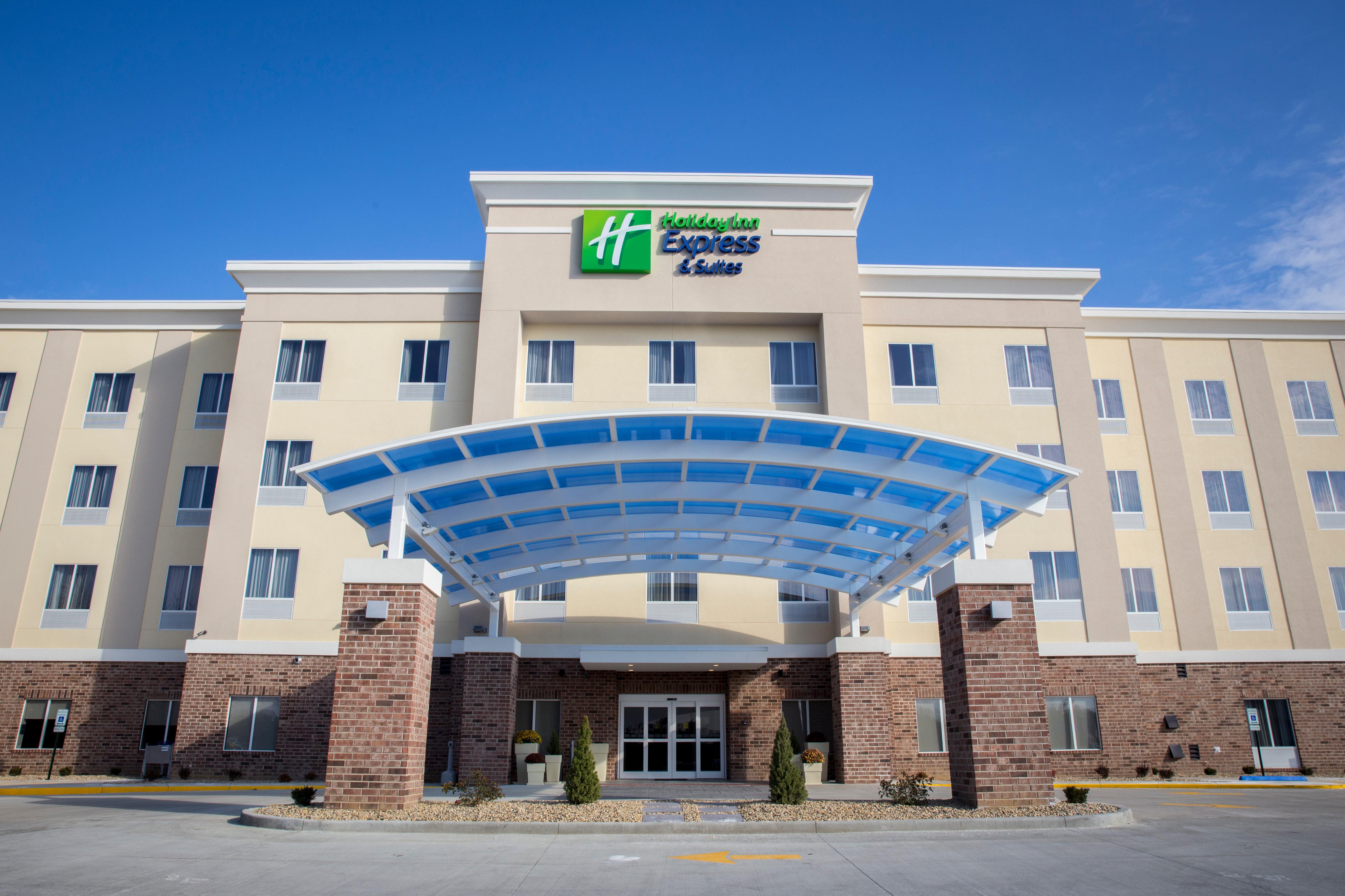 Holiday Inn Express And Suites Edwardsville By Ihg Exterior foto