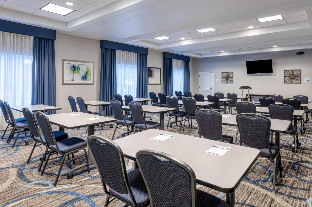Holiday Inn Express And Suites Edwardsville By Ihg Exterior foto